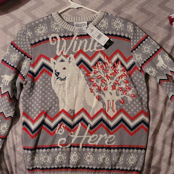 Winter is here sweater - Picture 1 of 4